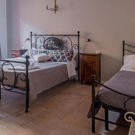 Città Di Castello Rooms-3